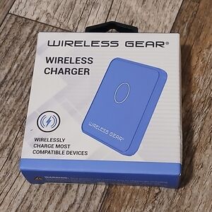 Blue Wireless Gear Charger - Wireless Charging Pad